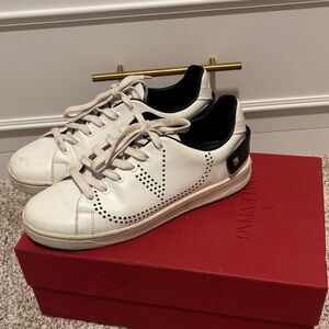 Valentino Cream and Black Casual Sneakers